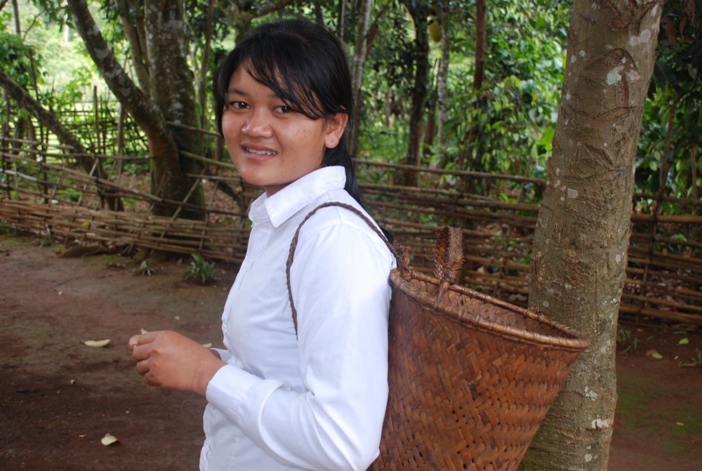 Give Phnong Children the Gift of Education