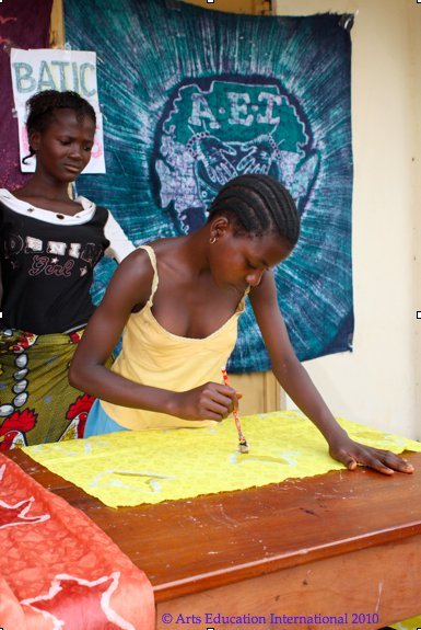 Arts Training for 50 Orphaned Youth in Daru