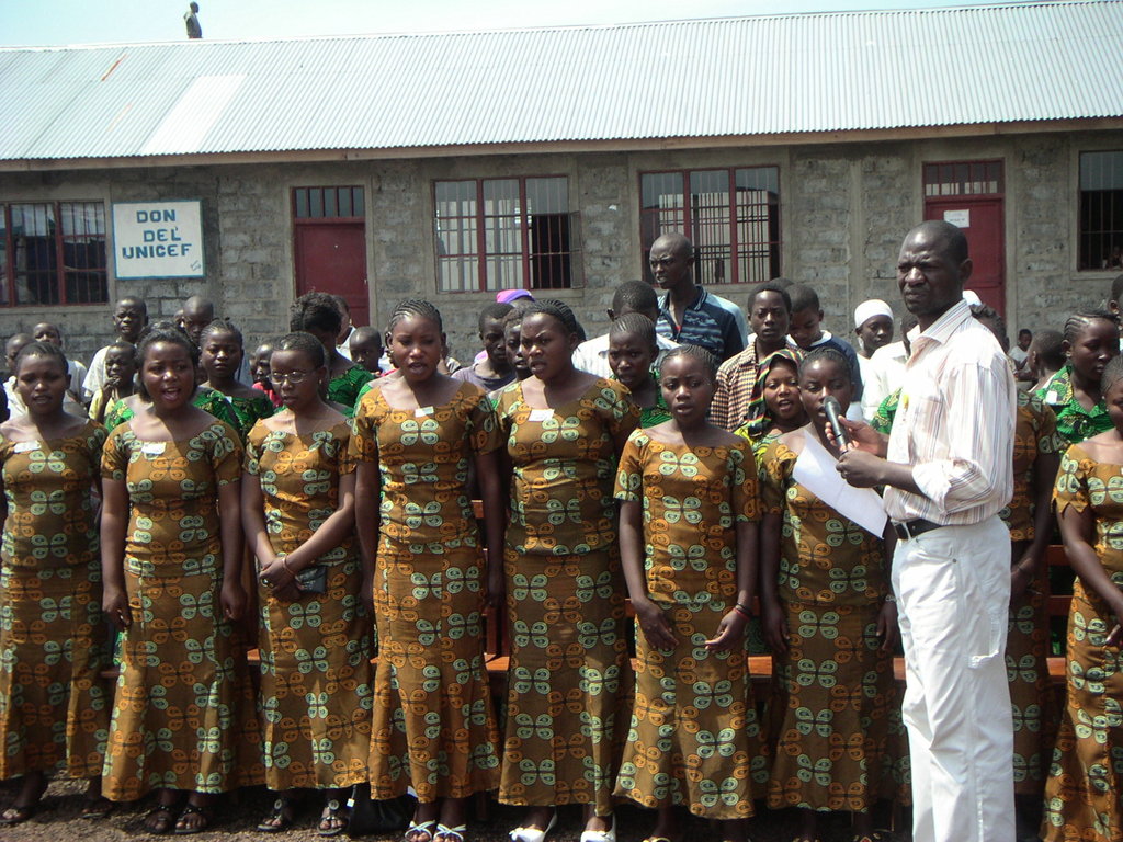 Empowerment to 1000 girls mothers off street