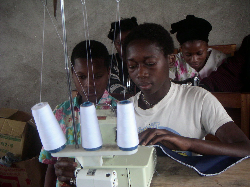 Empowerment to 1000 girls mothers off street