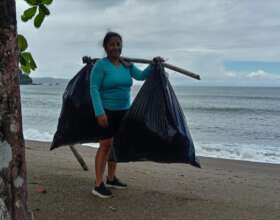 Beach clean up