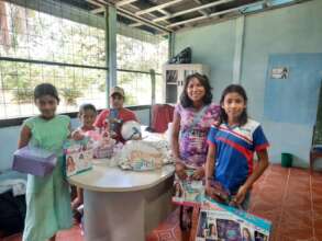 Christmas party for children in Drake Bay