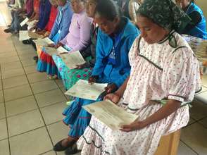 OHW Volunteers receive training certificates