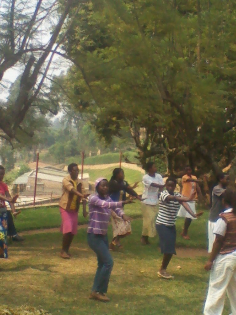 support 30 Rwandan girls build income cooperative