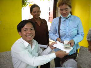 Presenting Monthly Food Subsidy to Parents