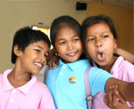 SC Children Enjoy Selfie