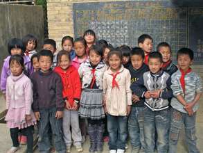 School children posing for a photo