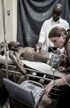 Volunteer MD with ECP Richard using ultrasound