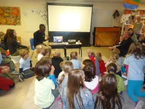Tinashe opens a world to US kids skyping Zimkids