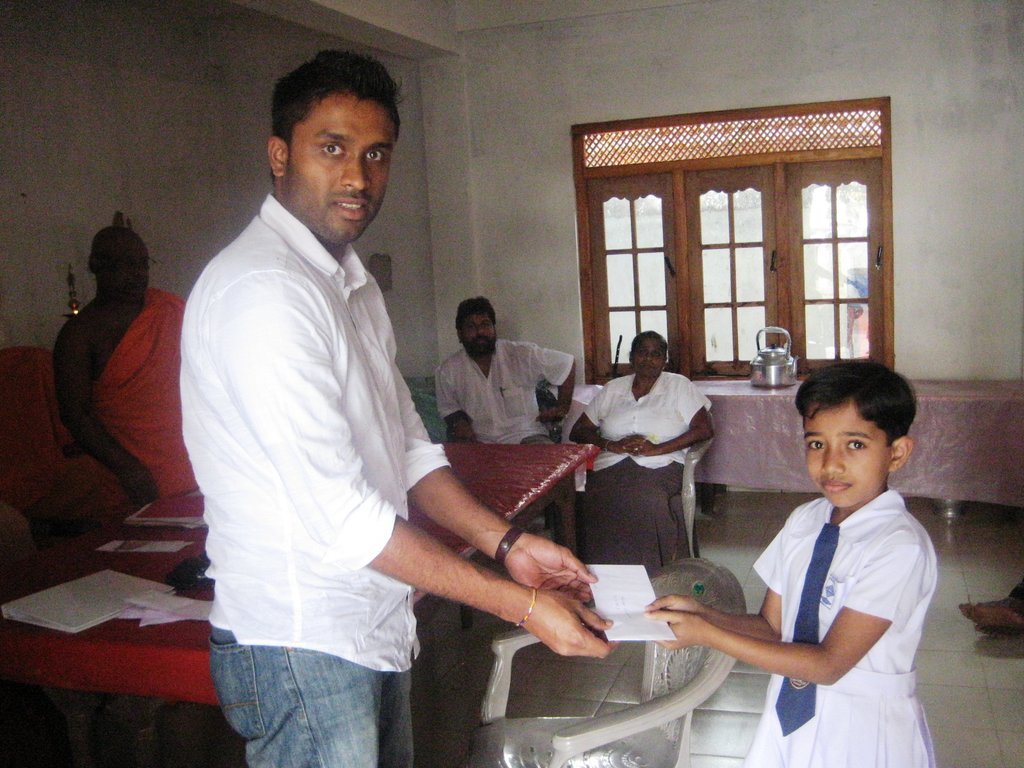 Educate 90 Students in Sri Lanka - ItOnlyTakesTen!