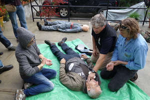 Bill Frederick demonstrates defibrillation