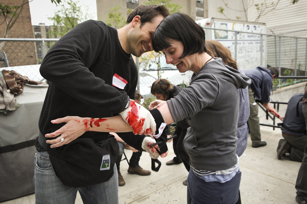 Train 24 Freelance Journalists in First Aid