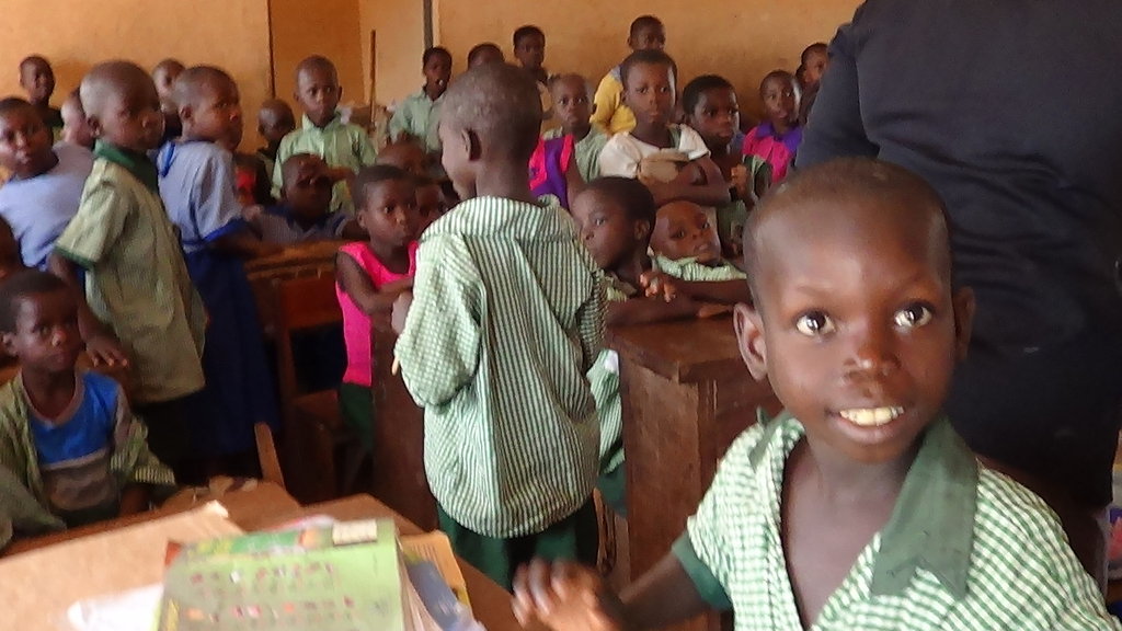 Keep 200 Orphans  in school in Evbuotubu Community