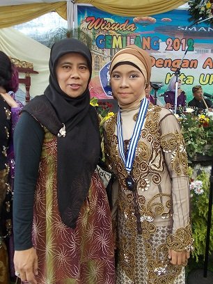 Help Erin Get a University Education in Bandung