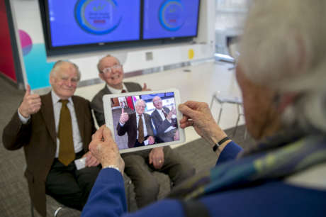 Help older people learn basic IT skills