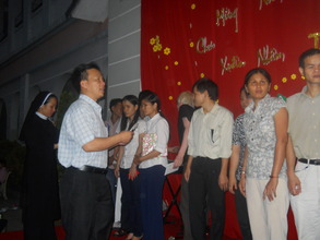 Rev Thuan Hoang with former students of Nhat Hong