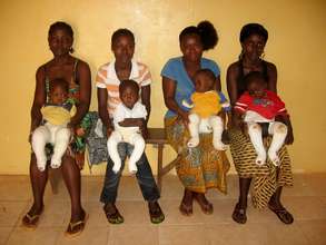 Mothers with their children who have clubfoot