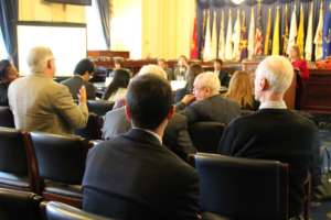 full house at EESI briefing on renewable energy