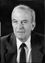 Rep. Dick Ottinger (D-NY), co-founded EESI