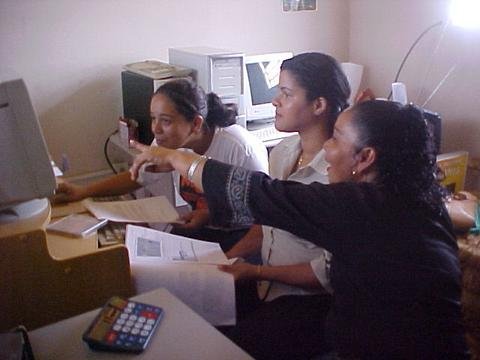 Technology Training for Women Radio Communicators