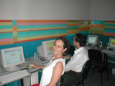 Technology Training for Women Radio Communicators