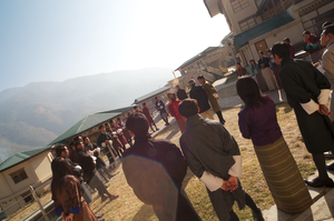 A morning exercise in the Lab field