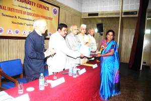 CMM President receivesMother Teresa National Award