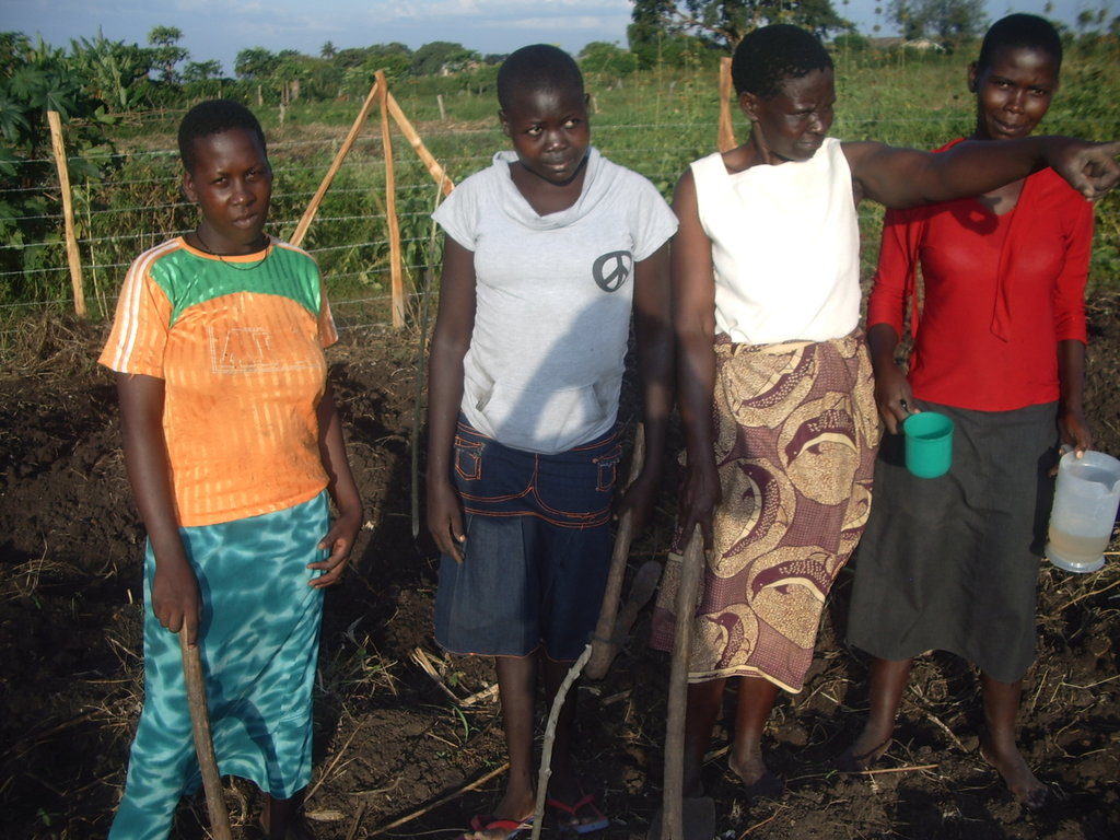 Nutritional support to 500 orphans in Koguma Kenya