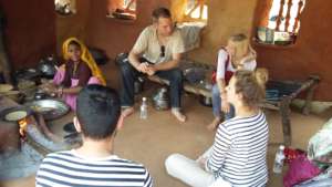 Learning from project community