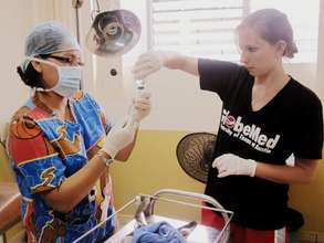 Madison working alongside Dr. Xochitl