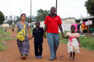 Featured alumna Desi Hartman during GROW in Kenya