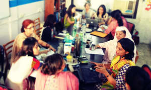 Experts discuss recomm at Atma office
