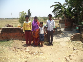 Manju with her children