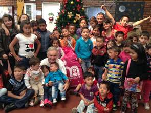 Children of almost 300 alumni had their gifts too!