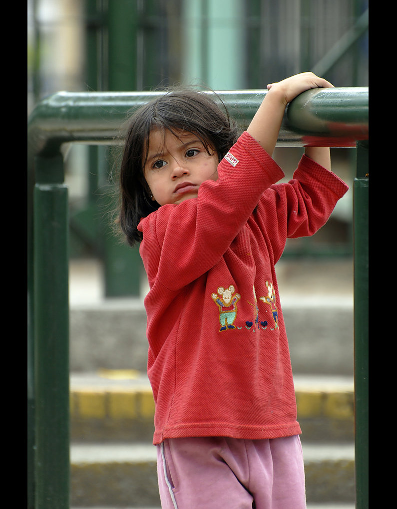 Give at-risk Colombian children a safe home