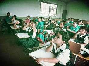 School Jose Maria Velaz Medellin barrio Popular 1