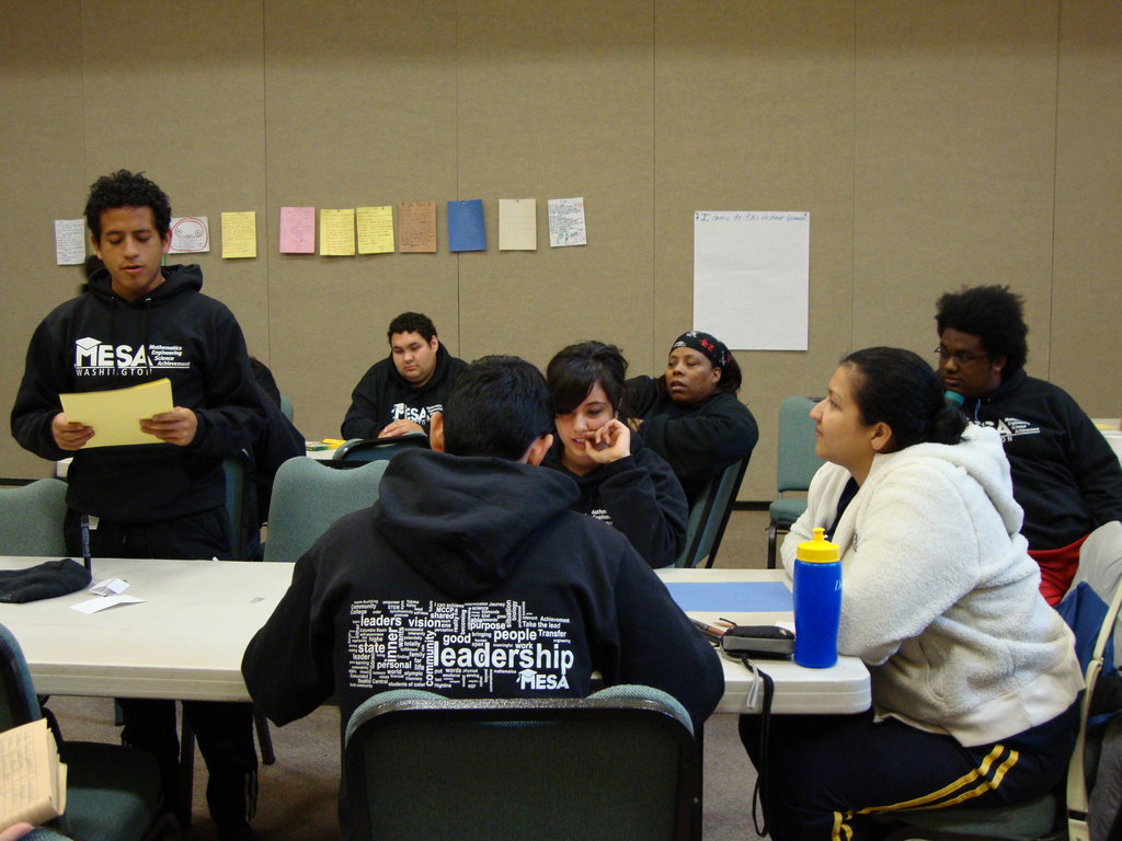 Connect Students to Professionals