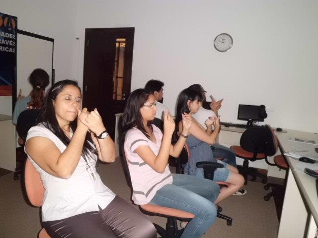 Sign Languaje training in POETA Avape Center
