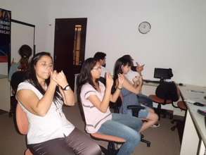 Sign Languaje training in POETA Avape Center