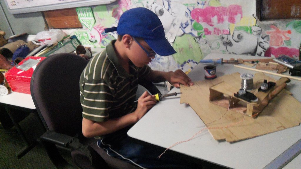 250 will help Mexicans scientists learn English