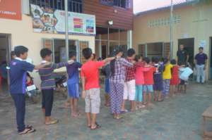 Make line before hand washing