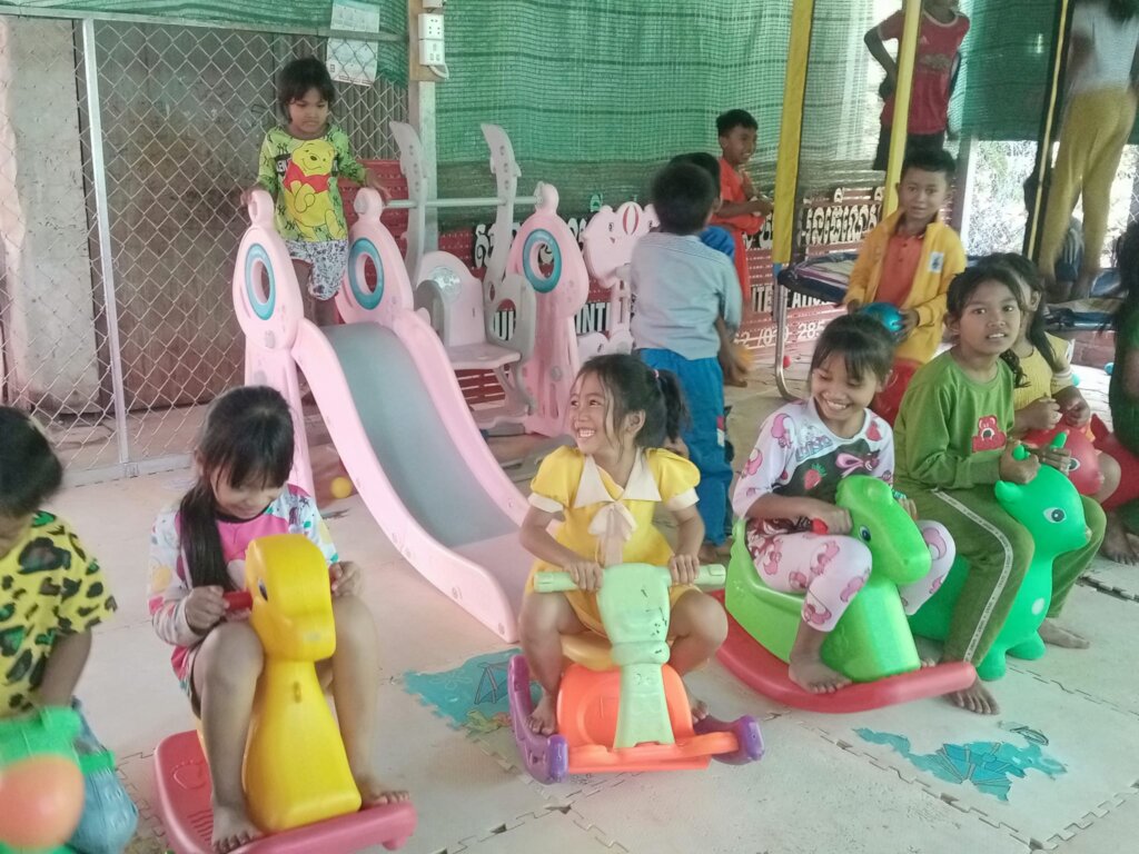 Playground-play1