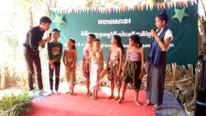 MC interview talent show members