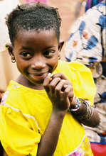 Girl helped by the Ouelessebougou Alliance