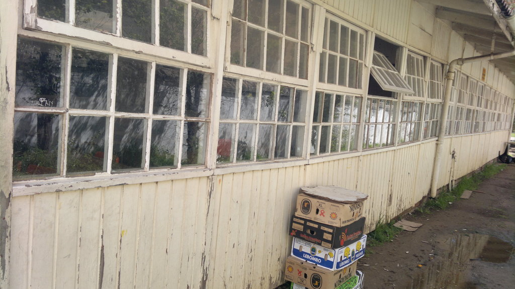 HELP REPAINT A SCHOOL IN NEED