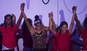 Mariposa girls rock the stage!