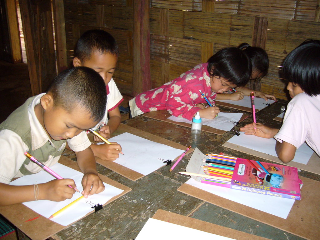 Empower ethnic Burmese refugees through education