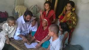 Hamida's daughters teach her to read