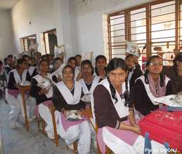 Girls in school with My-PAD