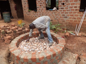 Stone graveling the water tank base